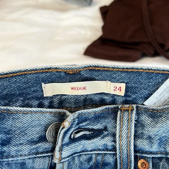 Levi’s Wedgie Fit Ankle Women’s jeans - Picture 4 of 7